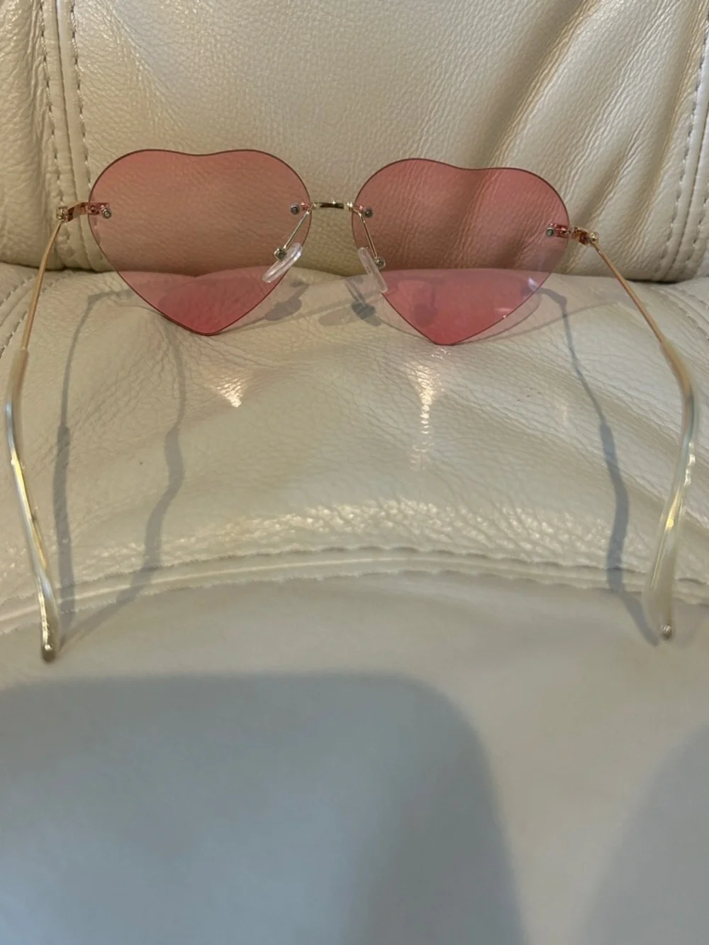 Gold Frame Pink Heart Sunglasses - Women's Fashion Accessory